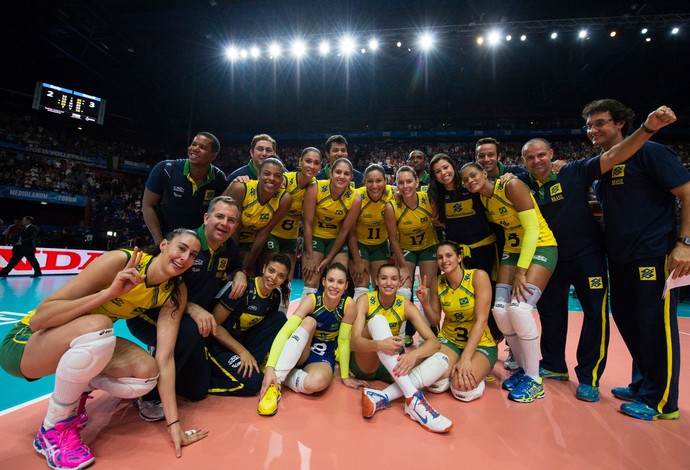 comemoração vôlei feminino Brasil (Foto: FIVB)