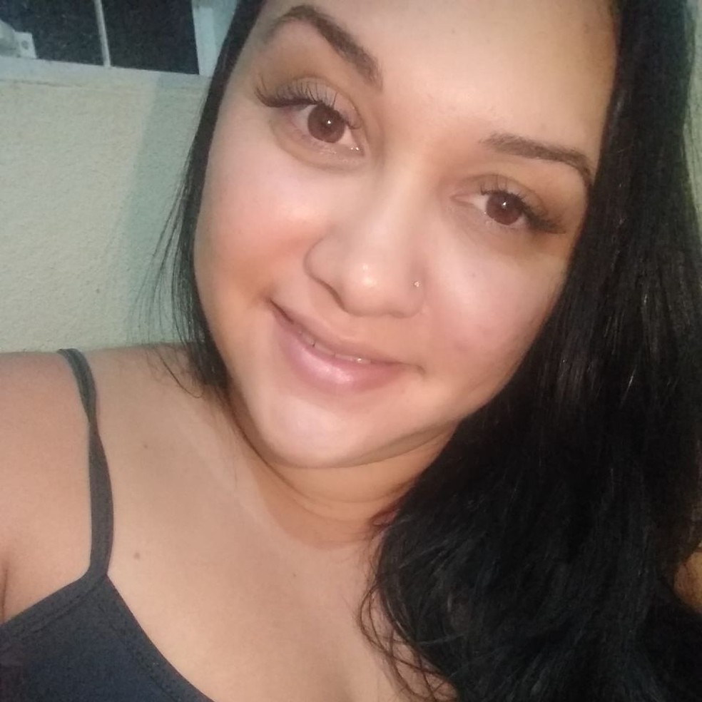Vanessa Goncalves da Silva Santana, de 30 anos, foi morta pelo ex-marido em Cuiabá — Foto: Facebook