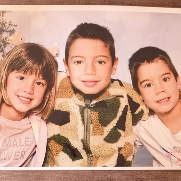 Liz, Dom e Bem, filhos de Pedro Scooby e Luana Piovani (Foto: Reprodução/Instagram)