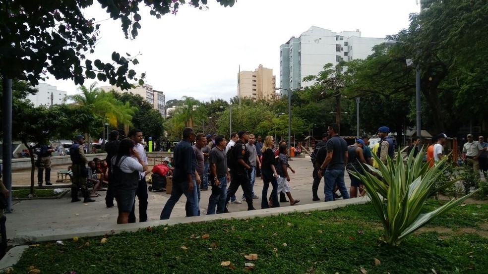 O objetivo da ação era coibir o roubo a transeuntes na Praça Saens Peña, segundo o delegado Paulo Henrique Pinto (Foto: Divulgação/ Polícia Civil)