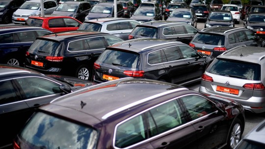 União Europeia chega a acordo para acabar com carros de motor de combustão interna a partir de 2035