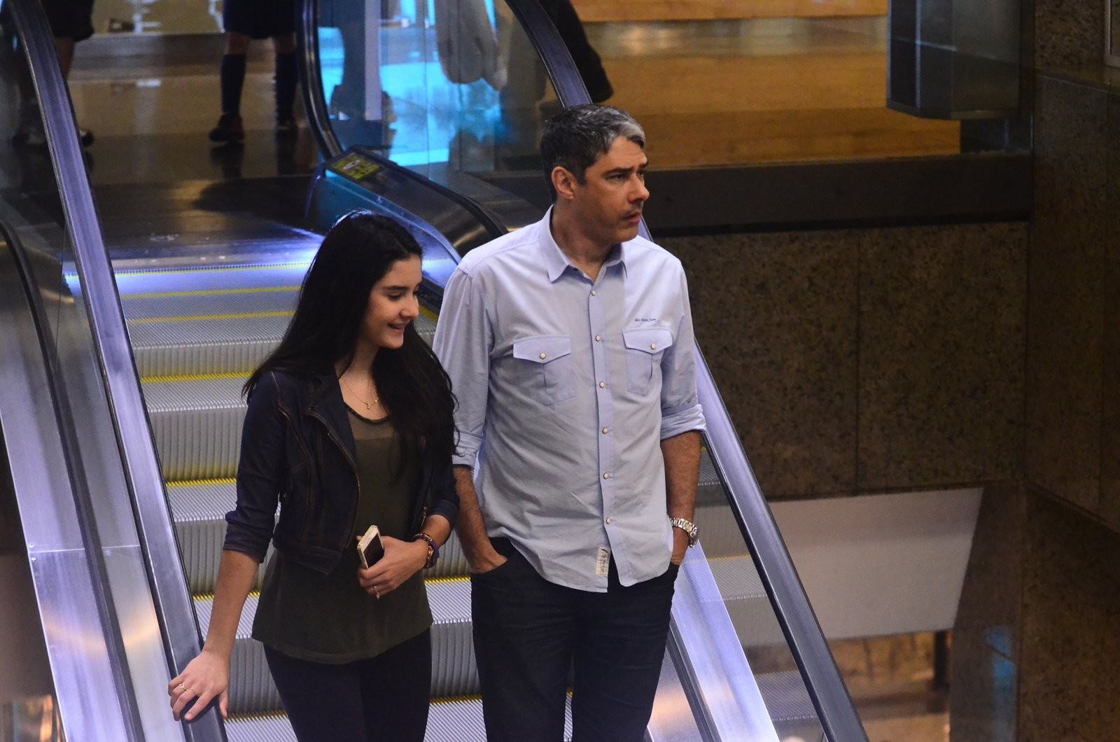 William Bonner Fátima Bernardes E Filha Passeiam Em Shopping Do Rio Quem Quem News