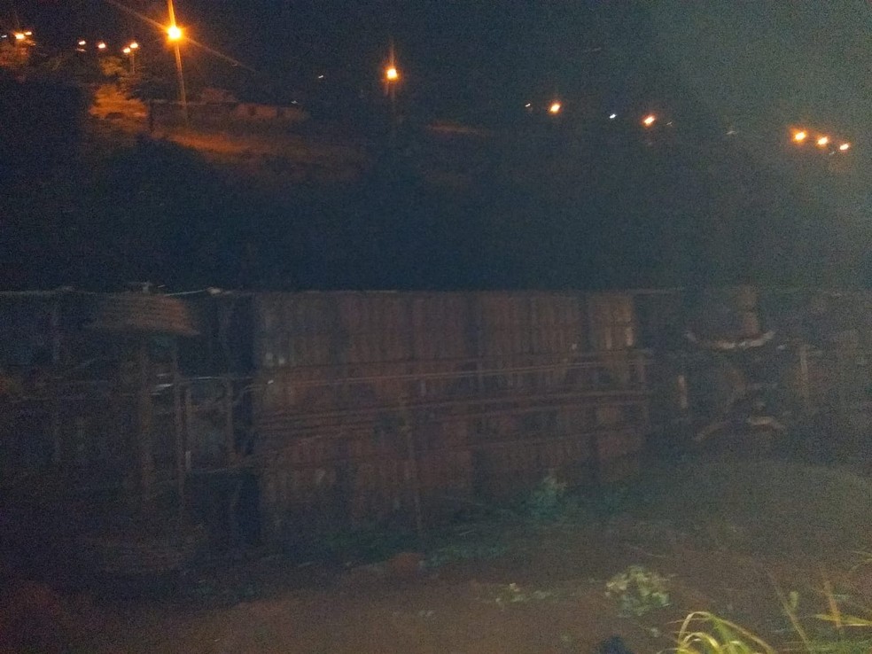 Acidente aconteceu no Ãºltimo fim de semana.  â Foto: ReproduÃ§Ã£o/Redes sociais