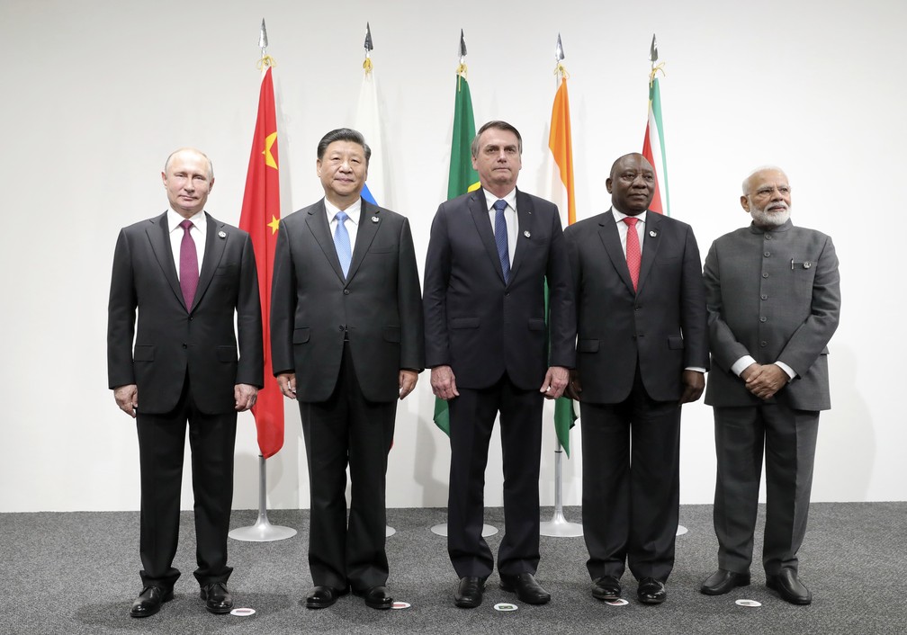 Líderes de China, Rússia, Brasil, Índia e África do Sul divulgaram, nesta sexta-feira (28), nota conjunta na qual se comprometem com os objetivos do Acordo de Paris, durante reunião do G20 no Japão. - Foto: Mikhail Klimentyev/AP