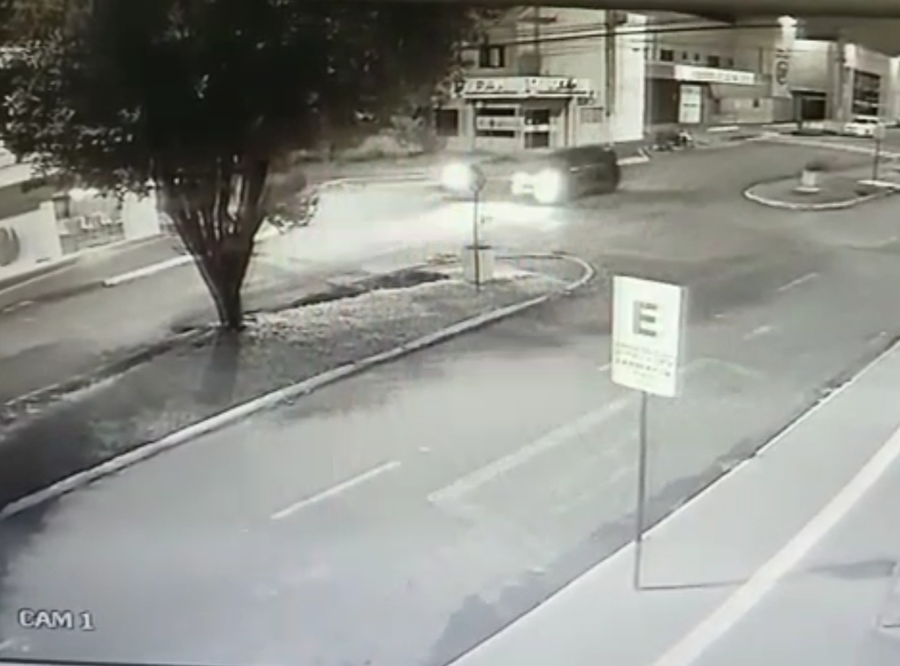 Motociclista morre depois de colidir com carro em Cacoal, RO; VÍDEO