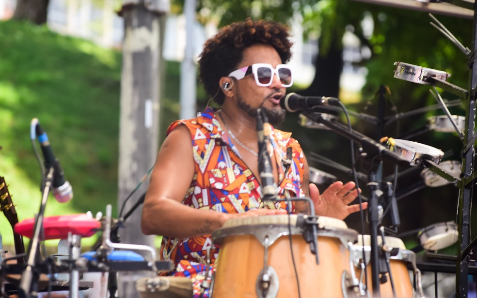 Banda Mudei de Nome arrasta multidão na tradicional 'Volta no Dique', em Salvador  — Foto: Jefferson Peixoto/Secom 