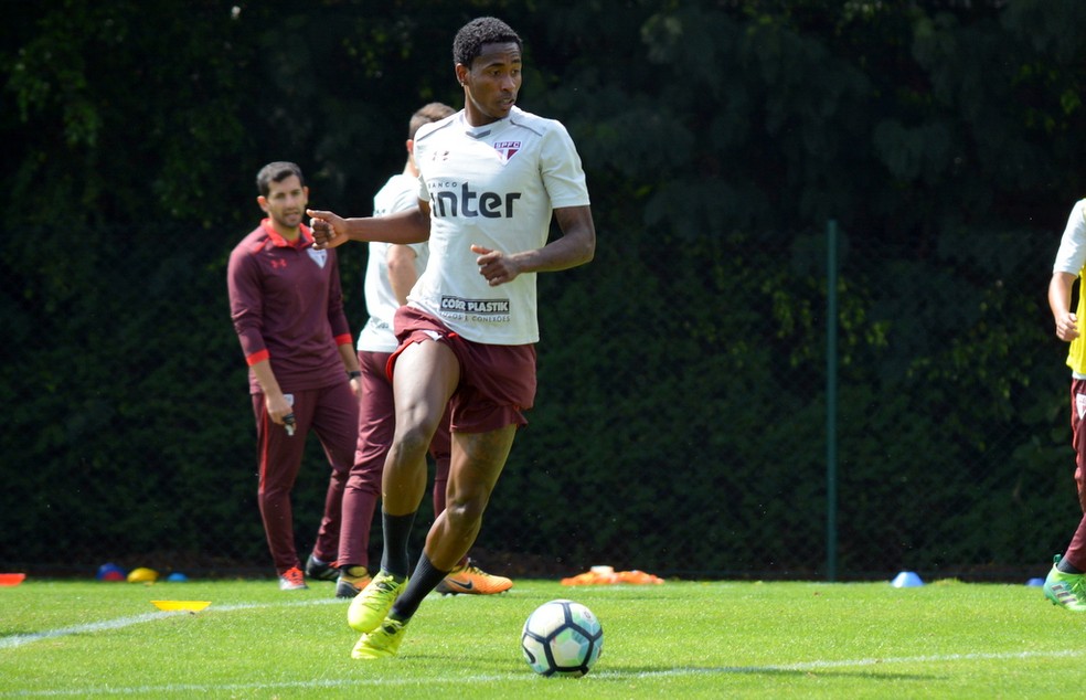 Denilson está de saída do São Paulo (Foto: Érico Leonan / saopaulofc.net)