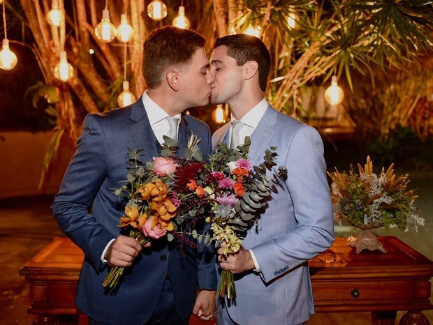 Erick Rianelli e Pedro Figueiredo abrem álbum de casamento (Foto: Reprodução/Instagram)