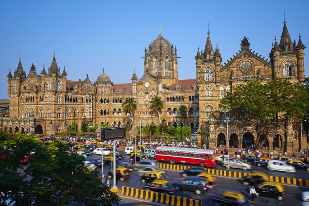 India, Maharashtra, Mumbai (Bombay), Victoria Terminus railways station or Chhatrapati Shivaji (Foto: Getty Images)