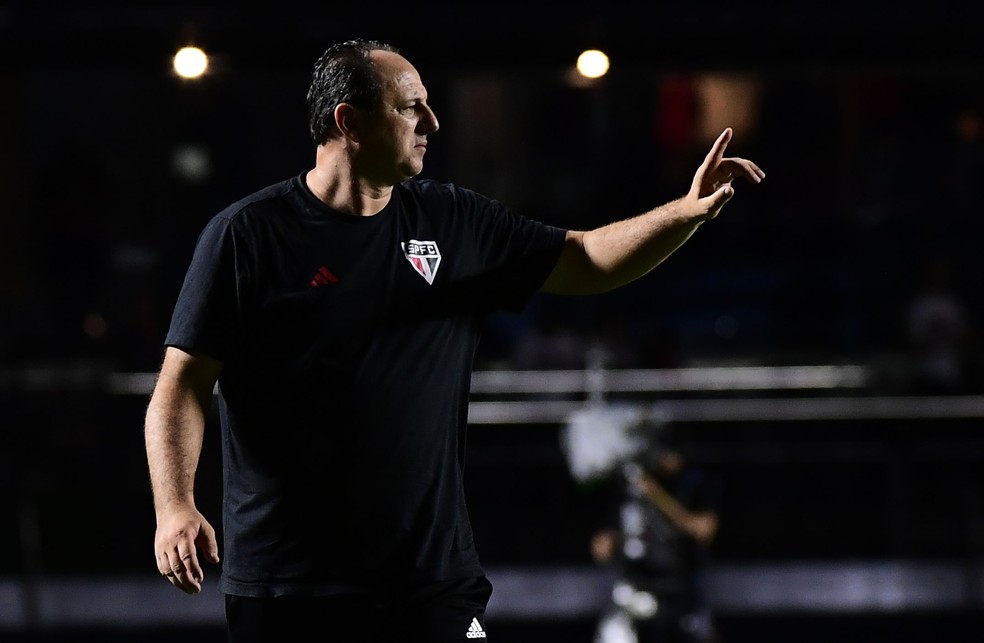 Análise: vitória não pode apagar mais um desempenho ruim do São Paulo contra times modestos