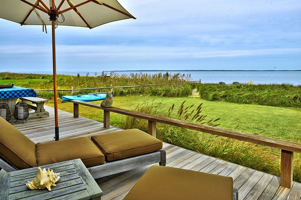 Kim Kattrall quer vender casa à beira-mar por R$ 18 milhões (Foto: Divulgação)