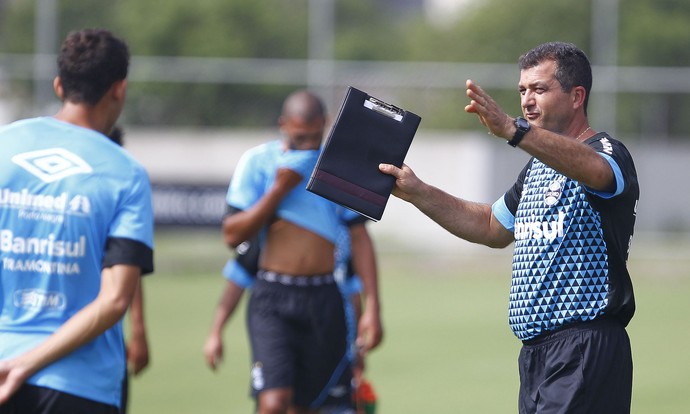 Do sono à alimentação, Grêmio muda rotina e faz força-tarefa por jogo às 11h