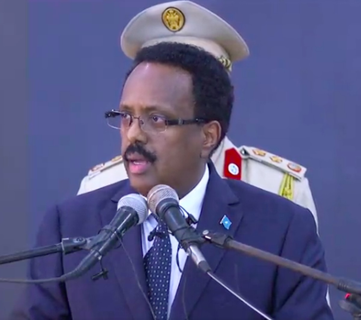 Presidente da Somália suspende premiê, que acusa tentativa de golpe | Mundo  | Valor Econômico