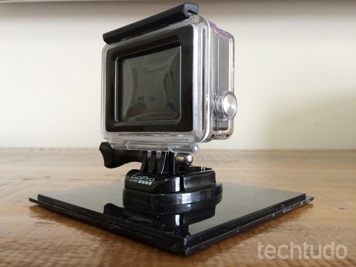 Visor LCD é um diferencial da GoPro Hero4 Silver (Foto: Victor Teixeira/TechTudo)