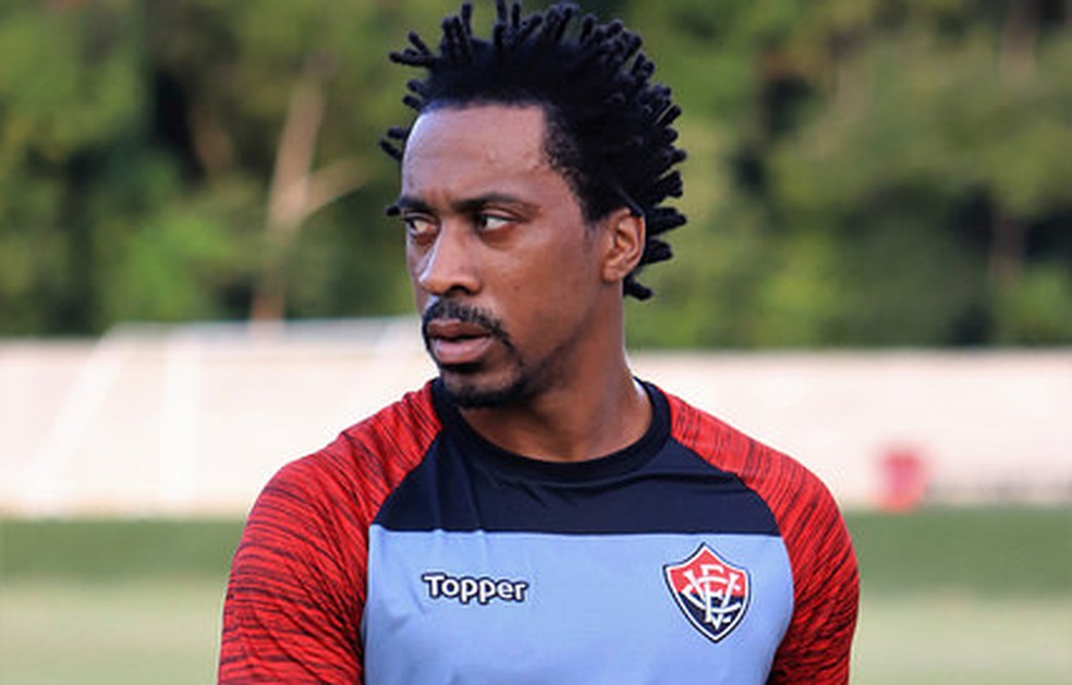 Arouca disputou o Campeonato Brasileiro pelo Vitória — Foto: Maurícia da Matta