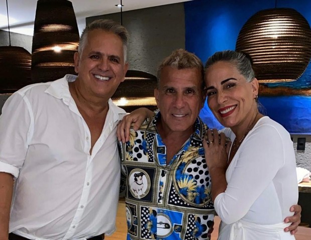 Eri Johnson com Gloria Pires e Orlando Morais (Foto: Reprodução do Instagram)