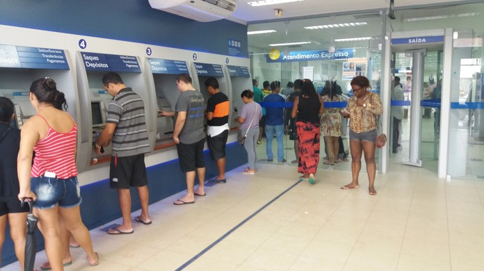 Resultado de imagem para Quase 27 mil trabalhadores do RN ainda nÃ£o sacaram o Abono Salarial de 2016