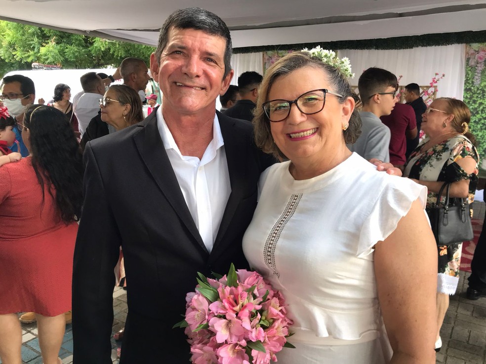 Jânio e Zélia se reencontraram após 30 anos e retomaram relação que haviam tido na adolescência — Foto: Geraldo Jerônimo/Inter TV Cabugi