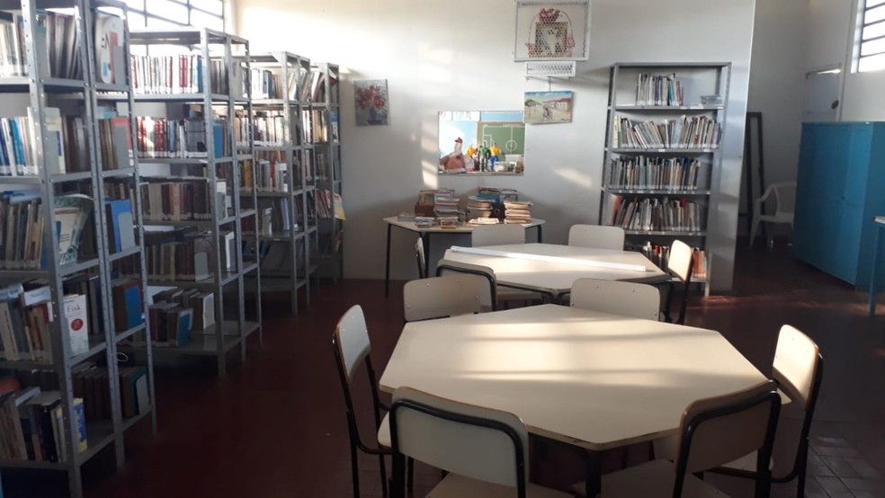 Bibliotecas também seguem com os empréstimos de livros para comunidade em Bauru  — Foto: Prefeitura de Bauru/ Divulgação