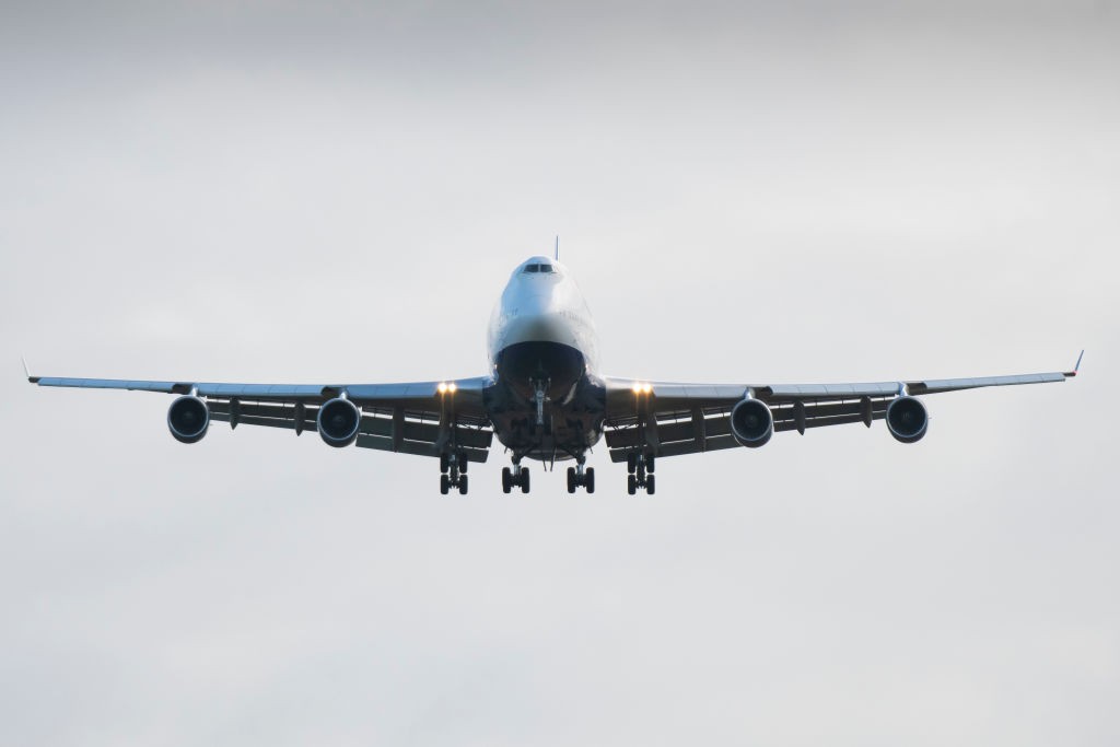 ST. ATHAN, WALES - OCTOBER 8:   British Airways Boeing 747-400 (G-CIVY) aircraft arrives at St. Athan airport on October 8, 2020 in St. Athan, Wales. The aircraft has clocked-up 45 million air miles having first flown in September 1998. Two Heathrow-based (Foto: Getty Images)