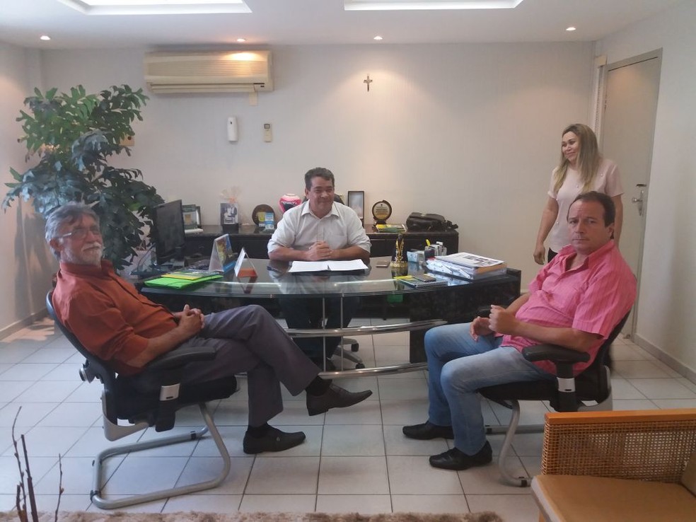 reunião, FPF, Federação Paraibana de Futebol, Amadeu Rodrigues, Valdir Cabral, Serrano-PB, Watteau Rodrigues, Auto Esporte (Foto: Geraldo Varella / FPF)