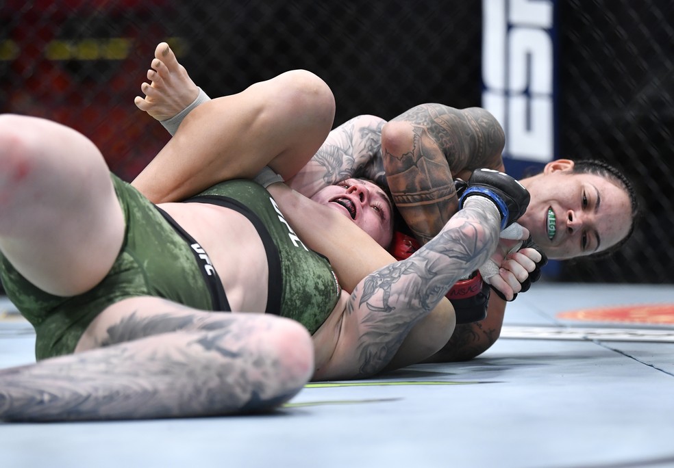 Amanda Nunes vem de vitória por finalização contra Megan Anderson no UFC 259 — Foto: Getty Images