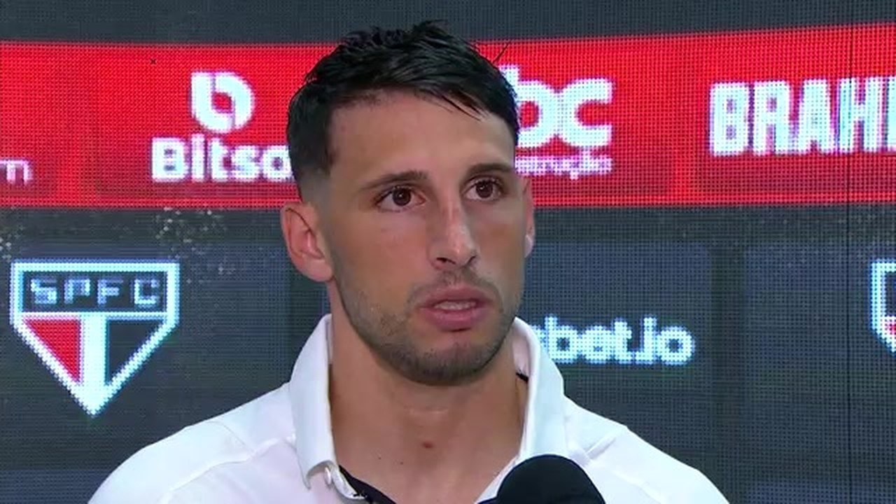 Calleri critica atuação do São Paulo no empate com o Ituano, na Copa do Brasil