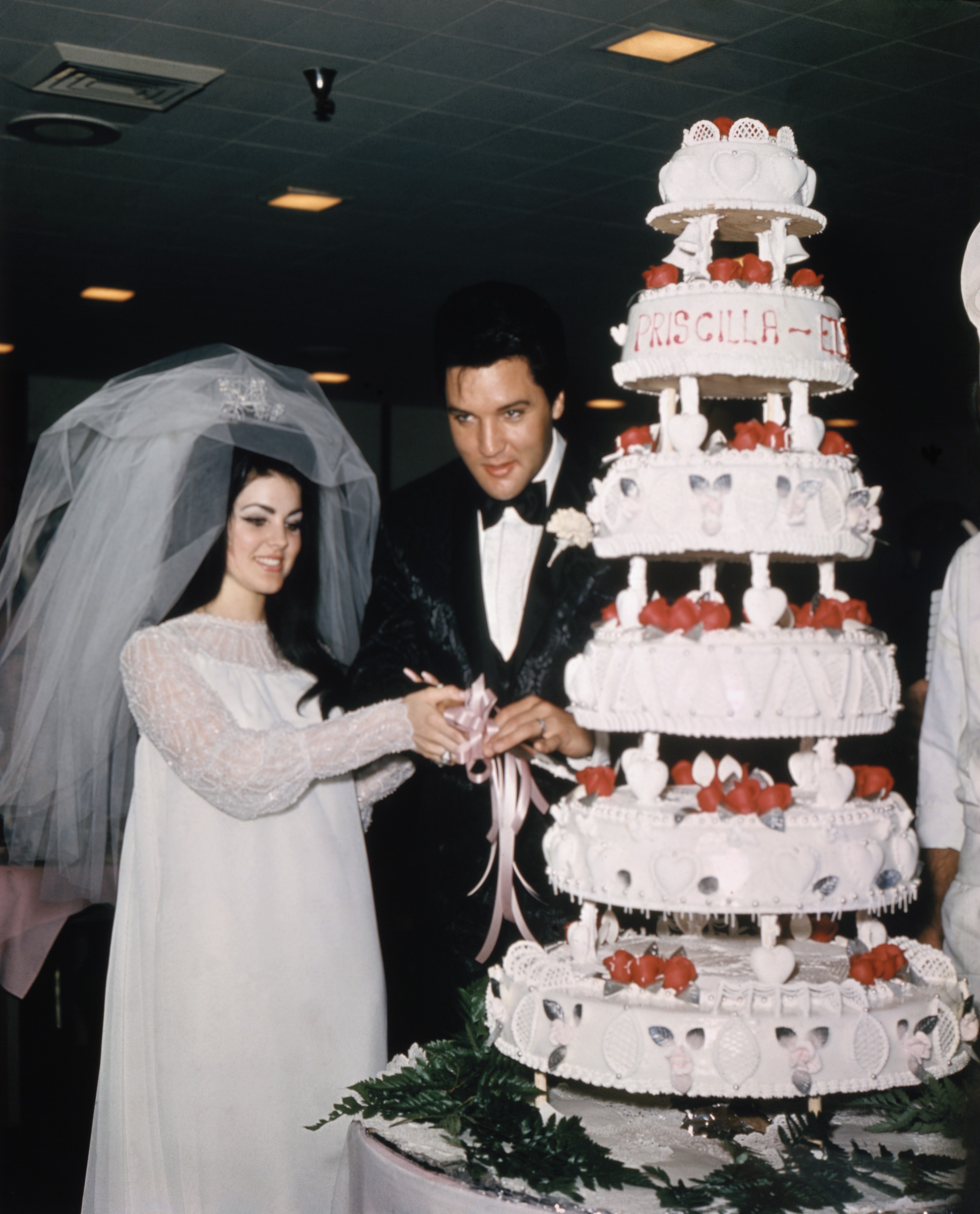 Casamento de Elvis e Priscilla Presley, em 1967 (Foto: Getty Images)