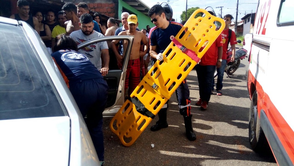Motorista foi socorrido pelo Samu, teve três paradas cardíacas e morreu durante atendimento (Foto: Leonardo Davi/Arquivo pessoal)