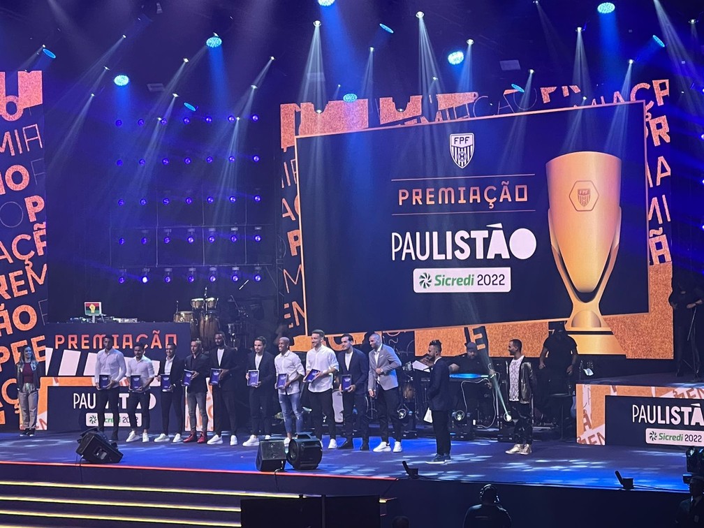Rafinha, Pablo Maia, Calleri e Ceni recebem premiação no Paulistão - SPFC