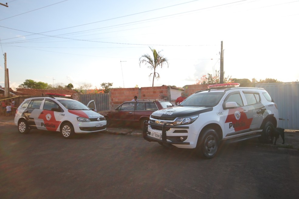 Crime aconteceu em uma casa no bairro Santa Angelina — Foto: Vinicius Bomfim/Jornal da Cidade de Bauru