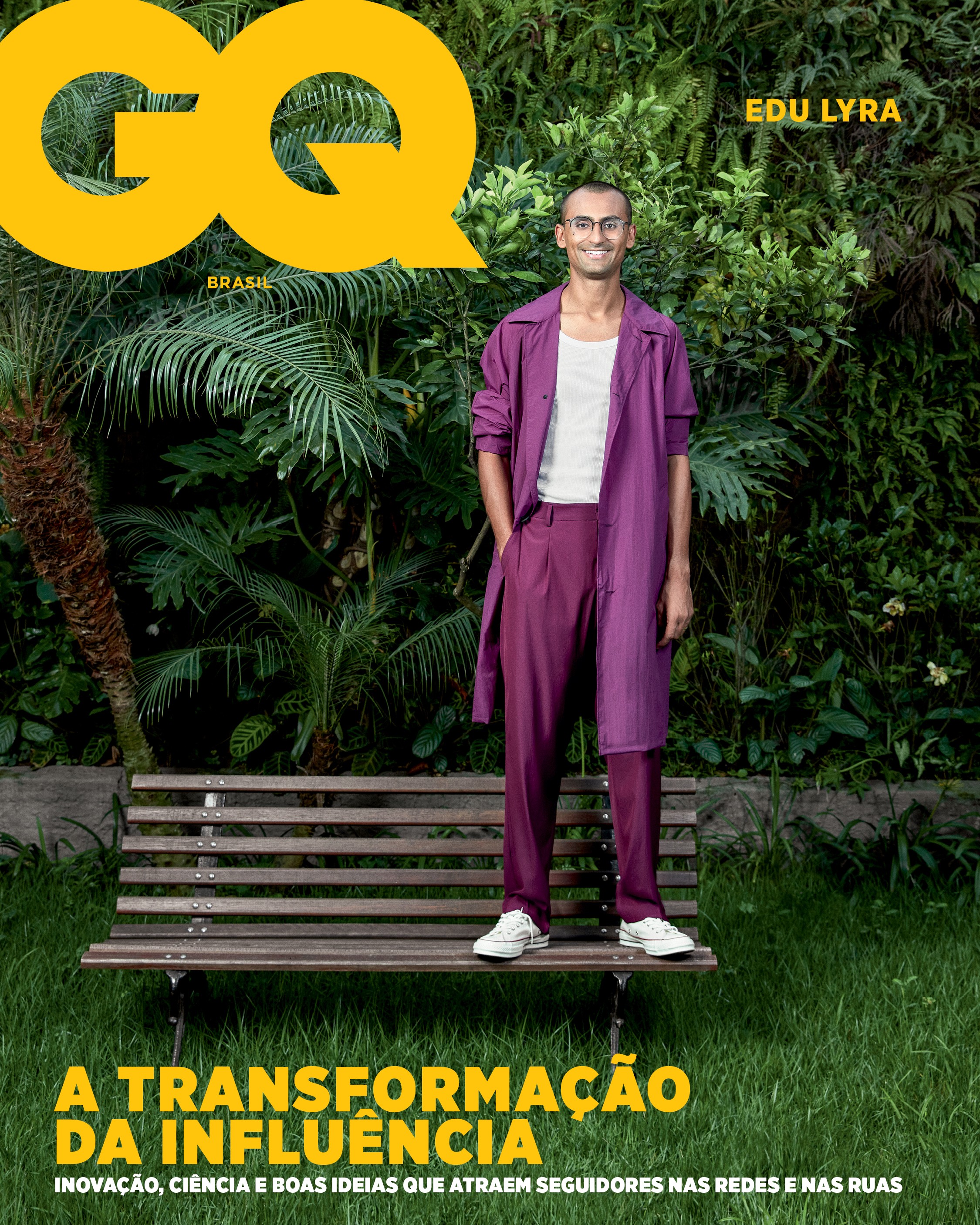 Edu Lyra, capa da GQ Fevereiro, veste camiseta acervo, parca e calça Hugo Boss, tênis Converse (Foto: Fotógrafo: Paulo Vitale (@paulovitale) | Edição de moda: Thiago Ferraz (@thico) )