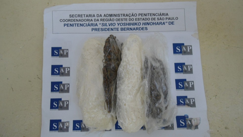 Visitante tenta entrar em unidade prisional de Presidente Bernardes (SP) com cocaína e maconha neste sábado (2) — Foto: SAP