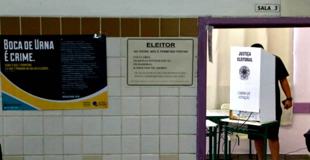 Eleitor vota em São Paulo - Eleições Municipais de 2016 (Foto:  Rovena Rosa/ Agência Brasil/Fotos Públicas)