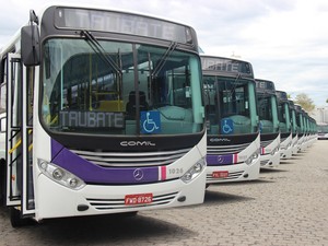 Três linhas de ônibus terão horários alterados aos sábados em