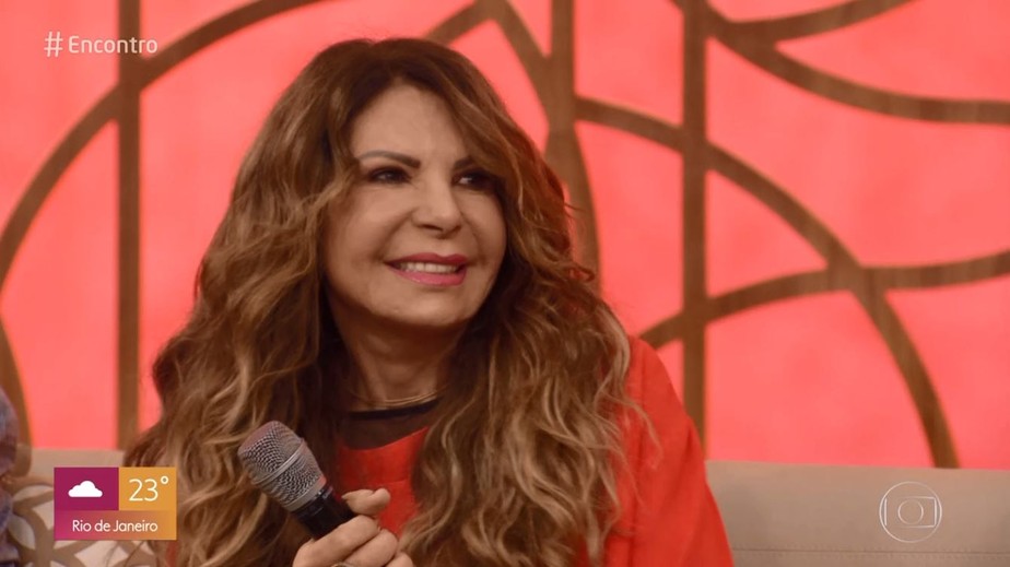 Elba Ramalho completa 40 anos de carreira e fala sobre início da trajetória 'Fui muito corajosa