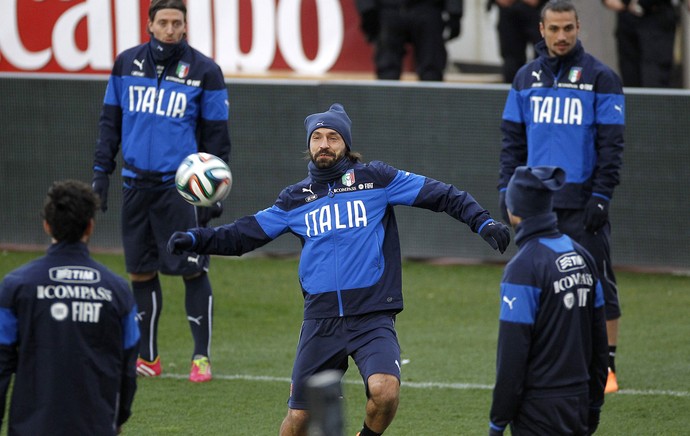 treino Itália Pirlo (Foto: EFE)