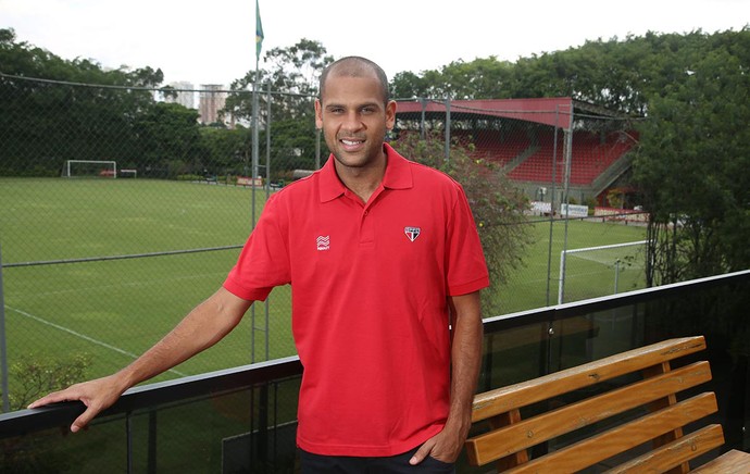 [SPFC.Net] Carlinhos fica com filme torrado com Osorio