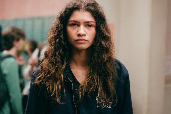 TV - Filha de Brasileiros faz sucesso na Série Euphoria exibida no HBO, Jornal Montes Claros