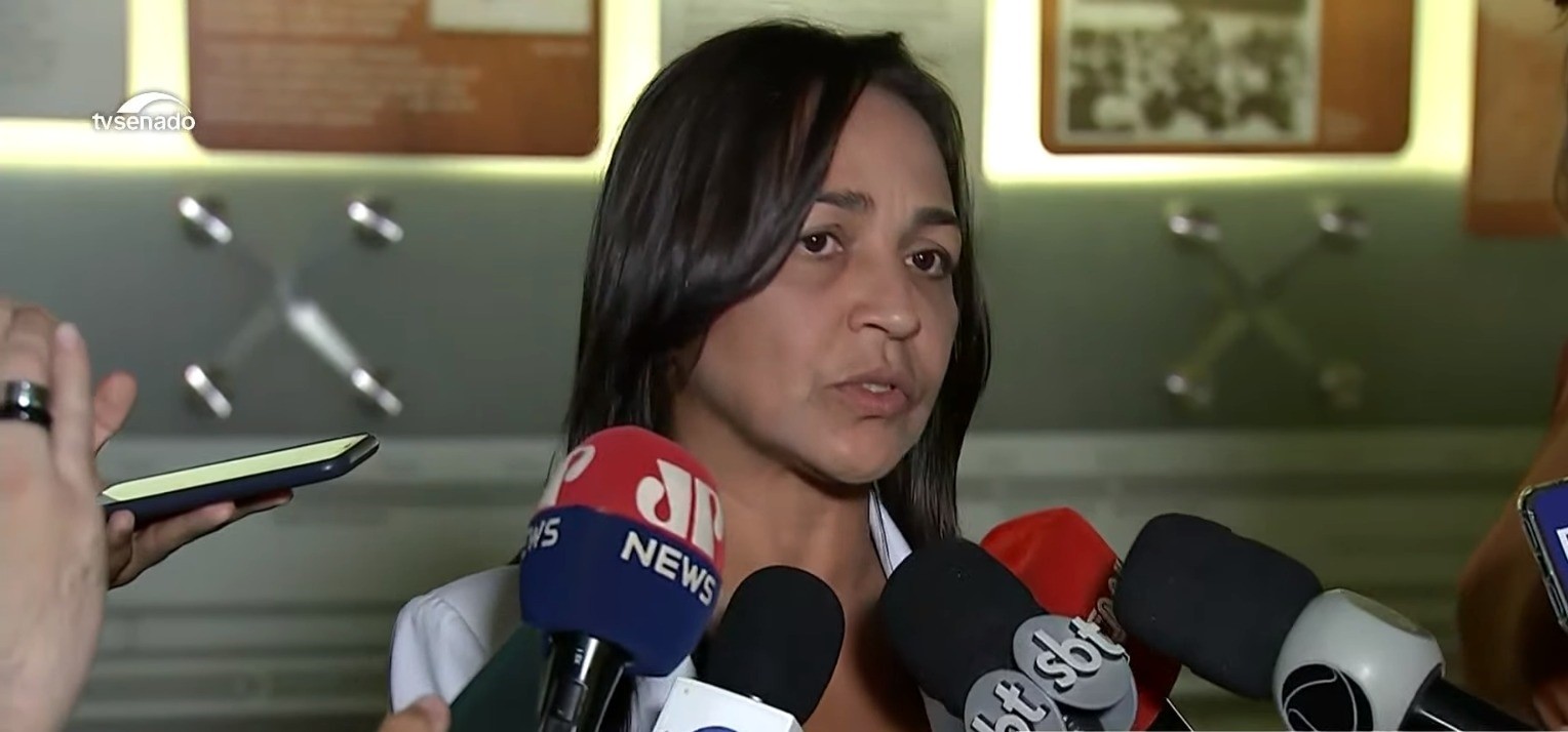 Após depoimento de mais de 8 horas, Silvinei diz que falou a verdade à CPI; para relatora, ele pode depor de novo