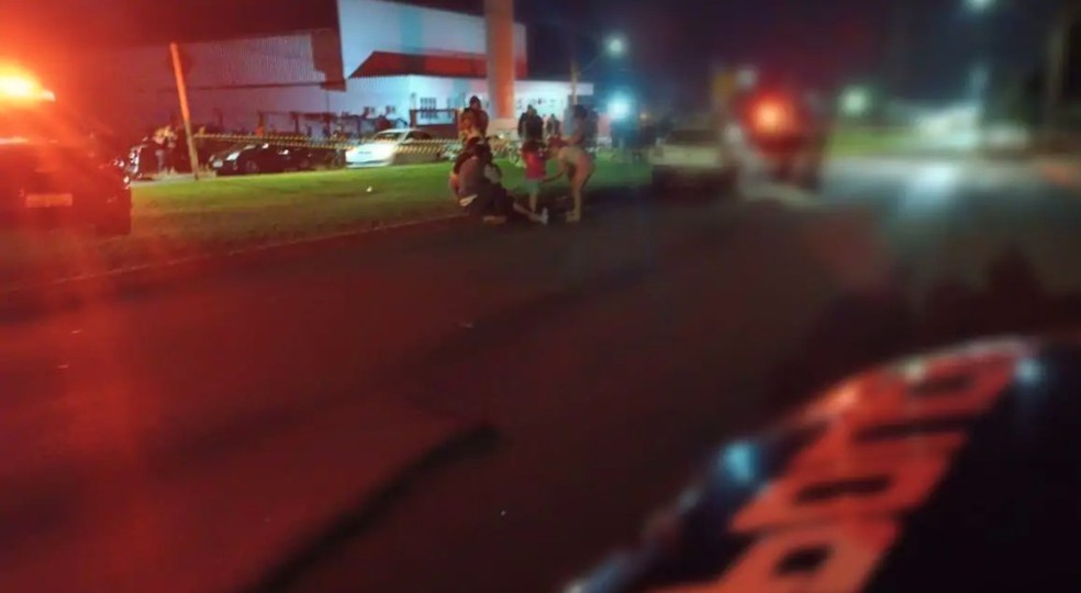 Homem morreu na Avenida Guaicurus na noite de segunda-feira  Foto: TV Morena/ Reprodução 