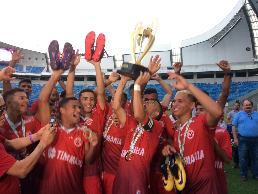 Resultado de imagem para fotos do america campeão estadual sub 19 2017
