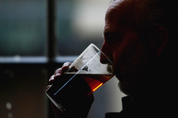 Consumo diário de cerveja pode causar perda de memória (Foto: Getty Images)