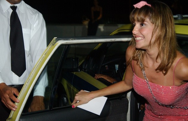 De franjinha em 2003, quando interpretou Darlene na novela 'Celebridade' (Foto: Renato Rocha Miranda/TV Globo)