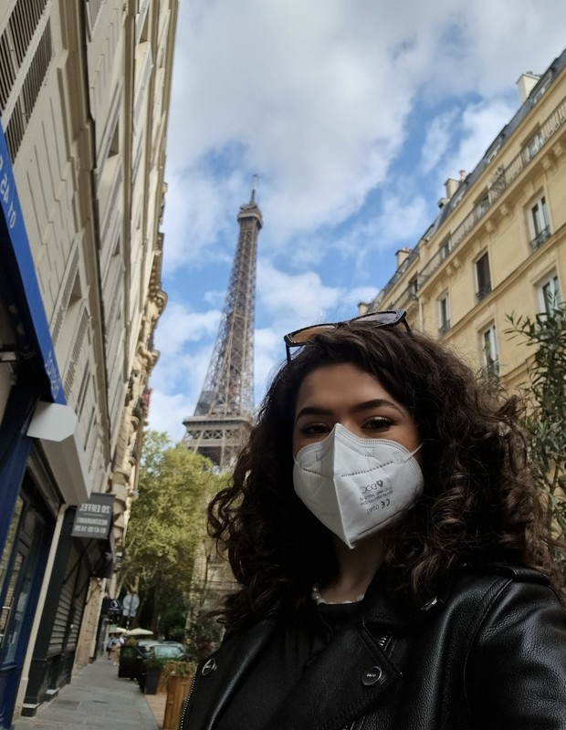 Maisa aproveita dias em Paris, na França (Foto: Reprodução/Twitter)