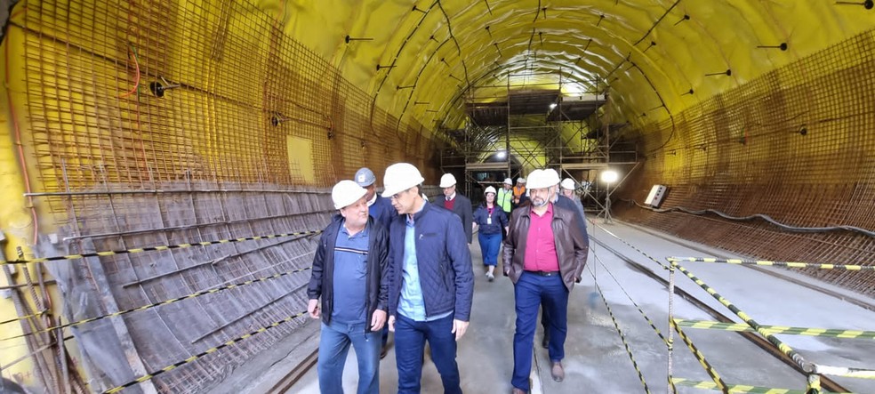 Governador de SP visita obras da Linha 6 - Laranja do Metrô  — Foto: Reprodução/TV Globo