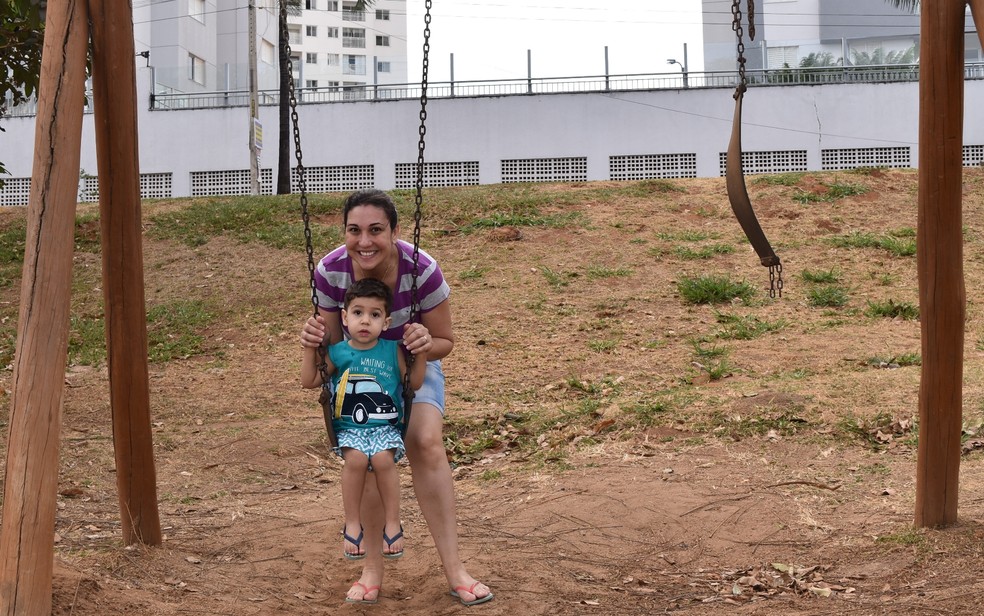 Camila Blumenschein cobra que brinquedos passem por manutenção (Foto: Paula Resende/G1)