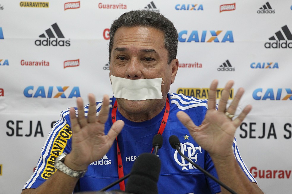 Luxemburgo, coletiva Flamengo &mdash; Foto: Gilvan de Souza / Flamengo