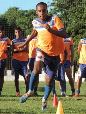 Alan Batista, lateral do Grêmio Prudente (Foto: João Paulo Tilio / GloboEsporte.com)
