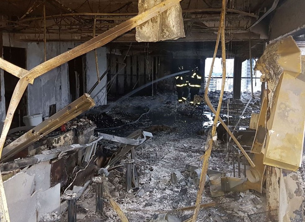 Incêndio destruiu apartamento em Moema (Foto: Bombeiros/Divulgação)